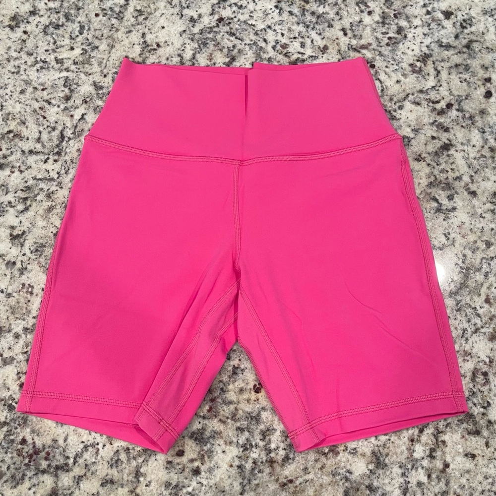 Lululemon Align Hi-Rise Biker Shorts 8”🩷
